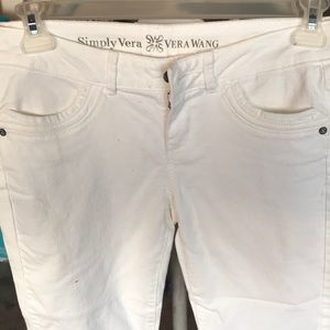 Vera Wang roll cuff Capri. Size 8